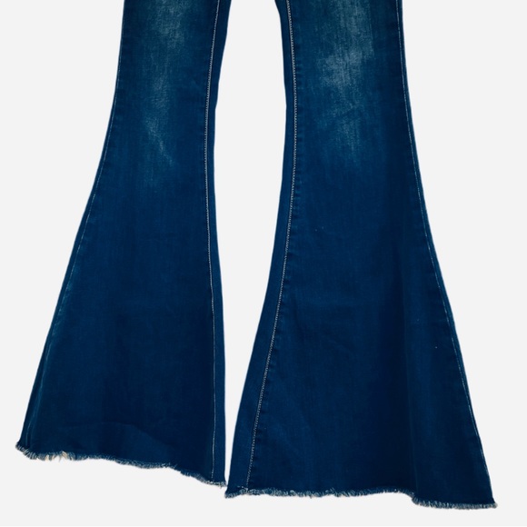 🫸🏿SOLD🫷🏻Free People Denim Super Flare Jeans BNWT - Picture 6 of 15